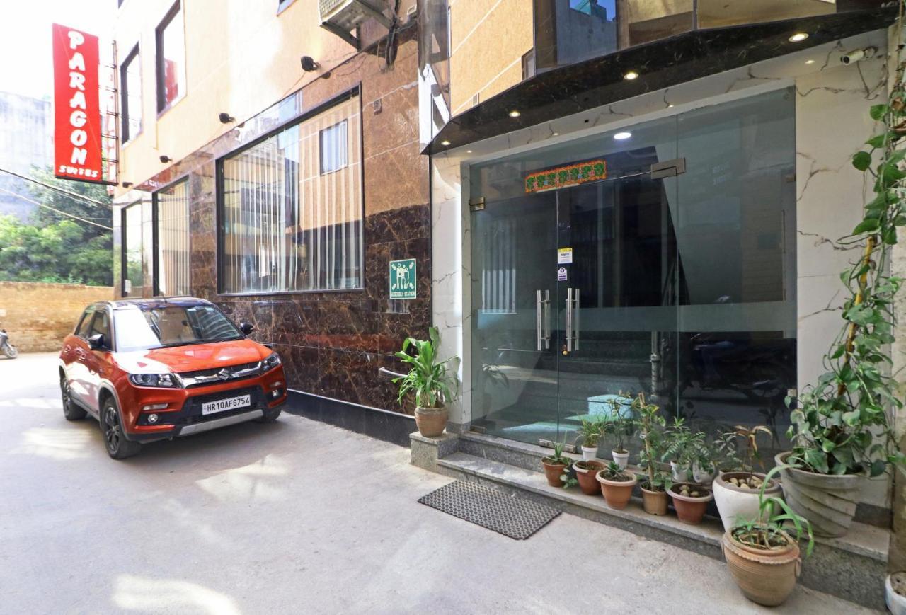 Hotel Paragon Suites Yeni Delhi Dış mekan fotoğraf